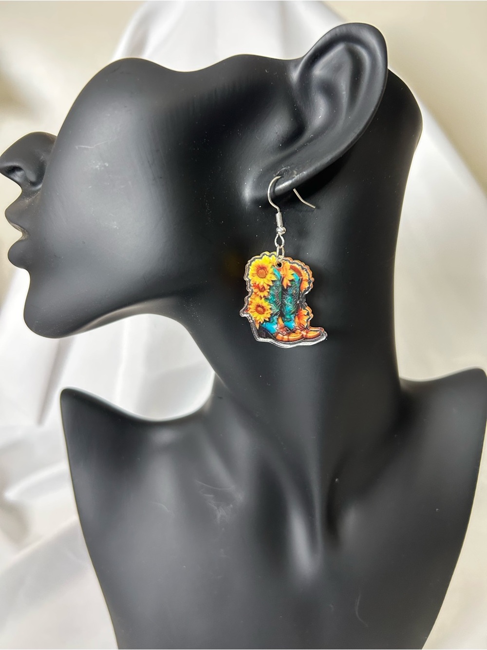 Cute Acrylic Sunflower/ Dream Catcher Dangle Earrings
